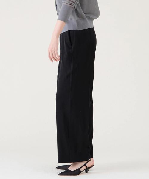 martinique(マルティニーク)の「ストレートパンツ(その他パンツ・レディース・ライトベージュ/ブラック/ブルー・1/2)」の17枚目の写真