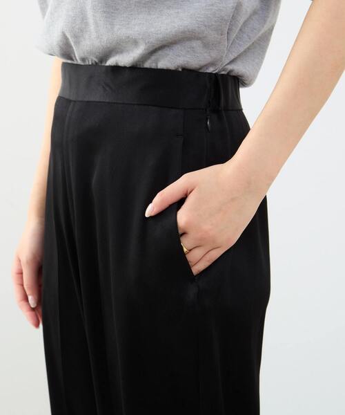 martinique(マルティニーク)の「ストレートパンツ(その他パンツ・レディース・ライトベージュ/ブラック/ブルー・1/2)」の5枚目の写真