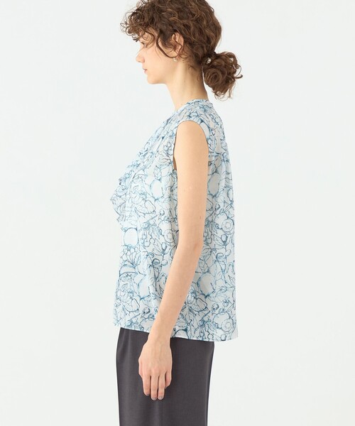 TOMORROWLAND collection（トゥモローランドコレクション）の「レモンスケッチ タックフレアブラウス（シャツ/ブラウス・レディース・ホワイト系その他・36）」の6枚目の写真