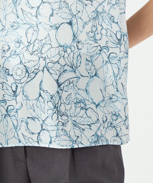 TOMORROWLAND collection（トゥモローランドコレクション）の「レモンスケッチ タックフレアブラウス（シャツ/ブラウス・レディース・ホワイト系その他・36）」の10枚目の写真