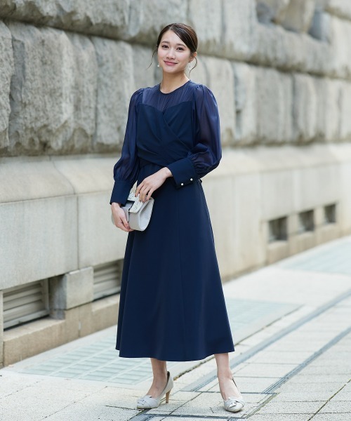 Jolie et Jolie(ジョリーエジョリー)の「カシュクールウエストバックリボンワンピースドレス(ドレス・レディース・ネイビー/ブラック系・LL/L/M/5L/4L/3L)」の1枚目の写真