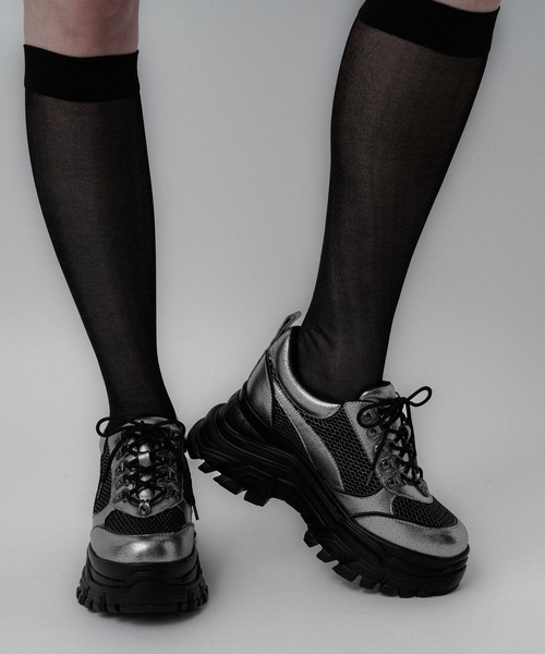 HARE(ハレ)の「ラメメッシュスニーカー(HARE)(スニーカー・レディース・シルバー/ブラック・MEDIUM/LARGE)」の16枚目の写真