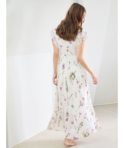 SNIDEL HOME(スナイデルホーム)の「【接触冷感】カットカシュクールワンピース(ルームワンピース・レディース・オフホワイト/イエロー/ピンク・F)」の7枚目の写真