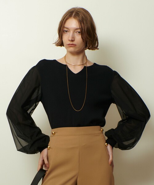 allureville(アルアバイル)の「チュールスリーブプルオーバー(ニット/セーター・レディース・ブラック/オフホワイト・2)」の7枚目の写真