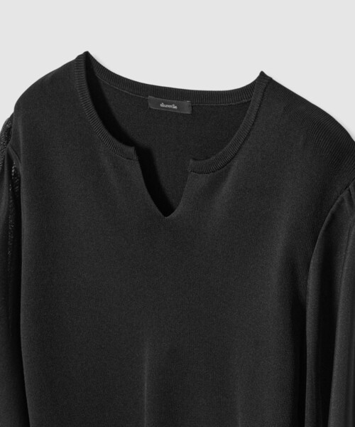 allureville(アルアバイル)の「チュールスリーブプルオーバー(ニット/セーター・レディース・ブラック/オフホワイト・2)」の12枚目の写真