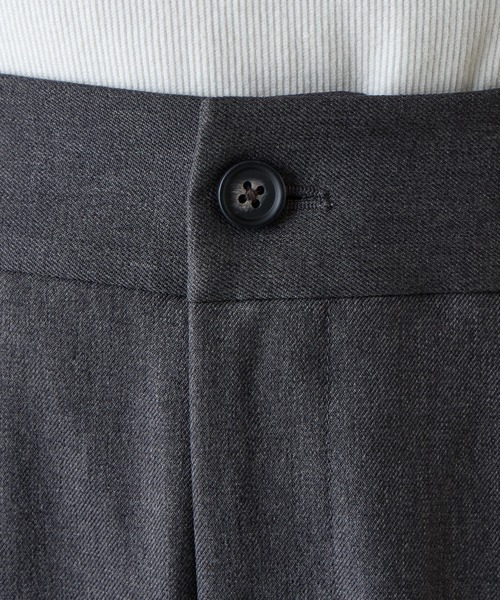 COLONY 2139（コロニートゥーワンスリーナイン）の「ウールライクタックワイドパンツ（スラックス・レディース・チャコールグレー/ブラウン/ブラック・SMALL/MEDIUM）」の8枚目の写真