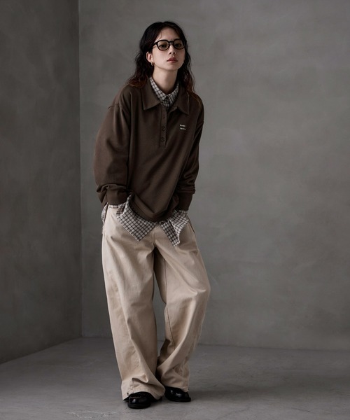 etoll.(エトル)の「ポロ襟ロゴスウェット(スウェット・レディース・グレー/ブラック/ブラウン/オートミール・FREE)」の20枚目の写真