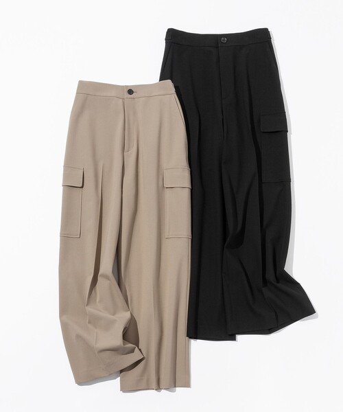 UNFILO(アンフィーロ)の「ウールライク カーゴワイドパンツ(カーゴパンツ・レディース・ベージュ系/ブラック系・X-SMALL/SMALL/MEDIUM/LARGE)」の17枚目の写真