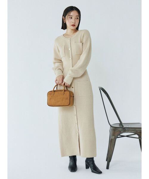 LAGUNAMOON（ラグナムーン）の「フロントポケットIラインニットワンピース（ワンピース・レディース・ベージュ/モカ/レッド・SMALL/MEDIUM）」の9枚目の写真
