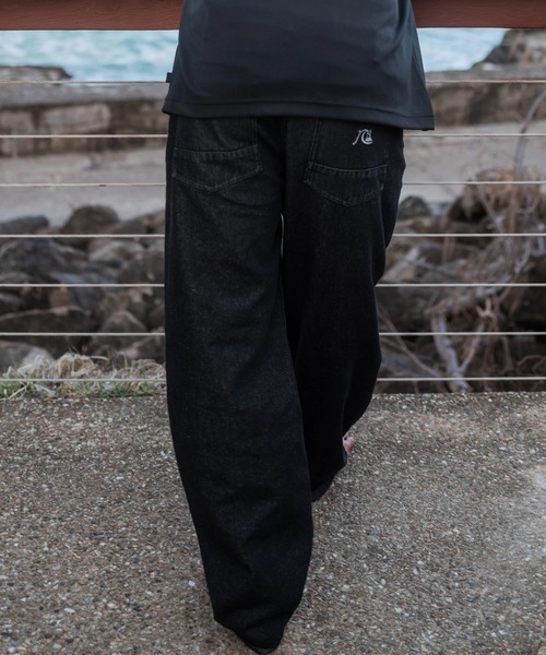 Quiksilver(クイックシルバー)の「DENIM WASH PANT/クイックシルバーデニムパンツ(デニムパンツ・メンズ・ブラック/グレー・MEDIUM/LARGE/X-LARGE)」の4枚目の写真