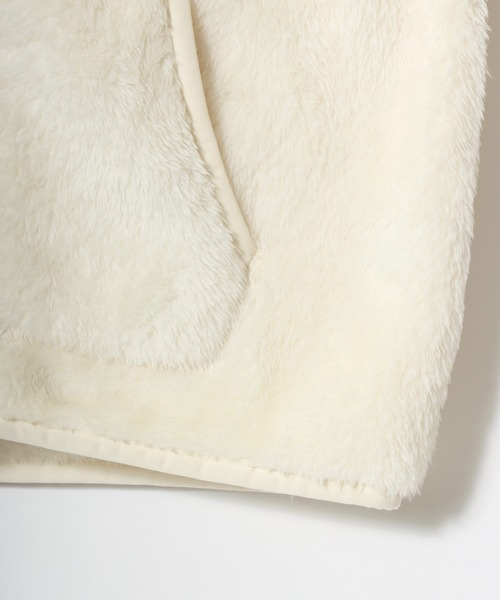 Champion(チャンピオン)の「Champion/チャンピオン SHERPA FLEECE ZIP JACKET/シェルパフリース ロゴ ワンポイント刺繍 ジップジャケット/ボアフリースジャケット/ブルゾン/レディース(ブルゾン・レディース・オフホワイト/ブラック/ライトパープル・L/M)」の16枚目の写真