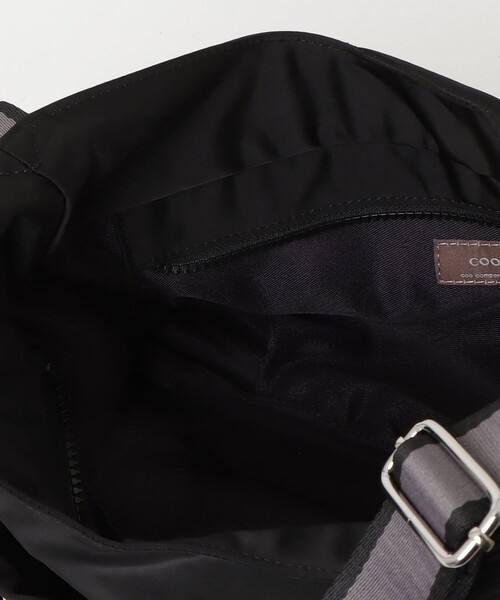 fredy emue（フレディエミュ）の「ドロストポケットサテンショルダーバッグ（ショルダーバッグ・レディース・ブラック/ライトグレー・FREE）」の10枚目の写真