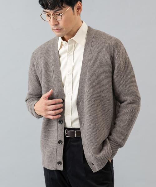 URBAN RESEARCH ROSSO MEN(アーバンリサーチロッソメン)の「『XLサイズあり』ハミルトンウールガーター編みVネックカーディガン(カーディガン/ボレロ・メンズ・グレー/グレー系その他/ブラック・X-LARGE/LARGE/MEDIUM)」の4枚目の写真