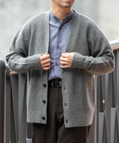 URBAN RESEARCH ROSSO MEN(アーバンリサーチロッソメン)の「『XLサイズあり』ハミルトンウールガーター編みVネックカーディガン(カーディガン/ボレロ・メンズ・グレー/グレー系その他/ブラック・X-LARGE/LARGE/MEDIUM)」の22枚目の写真
