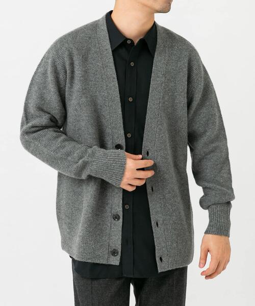 URBAN RESEARCH ROSSO MEN(アーバンリサーチロッソメン)の「『XLサイズあり』ハミルトンウールガーター編みVネックカーディガン(カーディガン/ボレロ・メンズ・グレー/グレー系その他/ブラック・X-LARGE/LARGE/MEDIUM)」の18枚目の写真