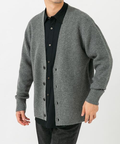 URBAN RESEARCH ROSSO MEN(アーバンリサーチロッソメン)の「『XLサイズあり』ハミルトンウールガーター編みVネックカーディガン(カーディガン/ボレロ・メンズ・グレー/グレー系その他/ブラック・X-LARGE/LARGE/MEDIUM)」の17枚目の写真