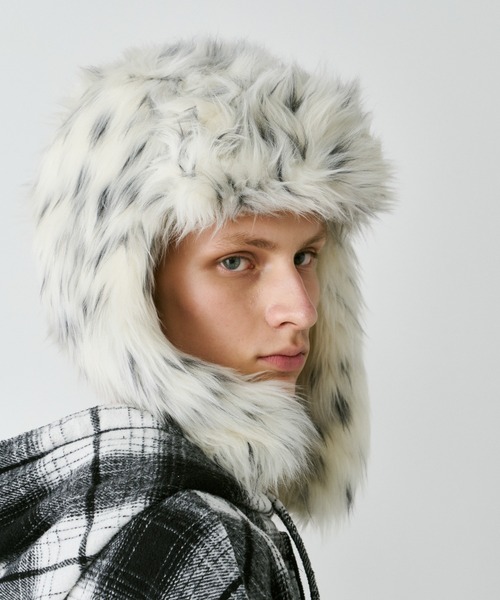 AIVER(アイバー)の「AIVER Atelier Made ミックスファーフライトキャップ(キャップ・メンズ・オフホワイト/ブラック×グレー・FREE)」の12枚目の写真