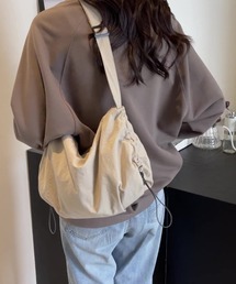 ショルダーバッグ