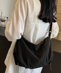 ショルダーバッグ