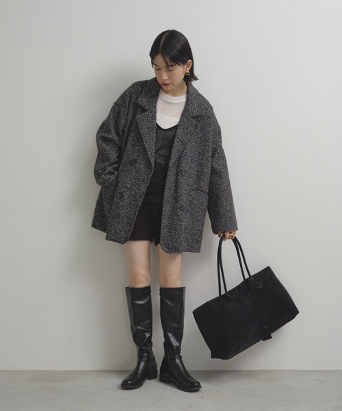 Shelly island(シェリーアイランド)の「【A4サイズ収納可】フェイクスウェードボストンバッグ(ボストンバッグ・レディース・ブラック/ブラウン・FREE)」の4枚目の写真