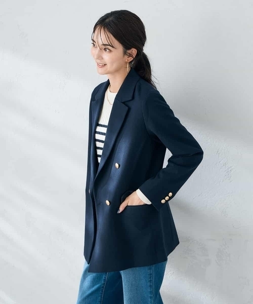 a.v.v（アーヴェヴェ）の「【ストレッチ/雑誌InRed(宝島社)11月号掲載】ダブルブレストジャケット（テーラードジャケット・レディース・ライトグレー/ネイビー/グレー・40/38/36）」の5枚目の写真