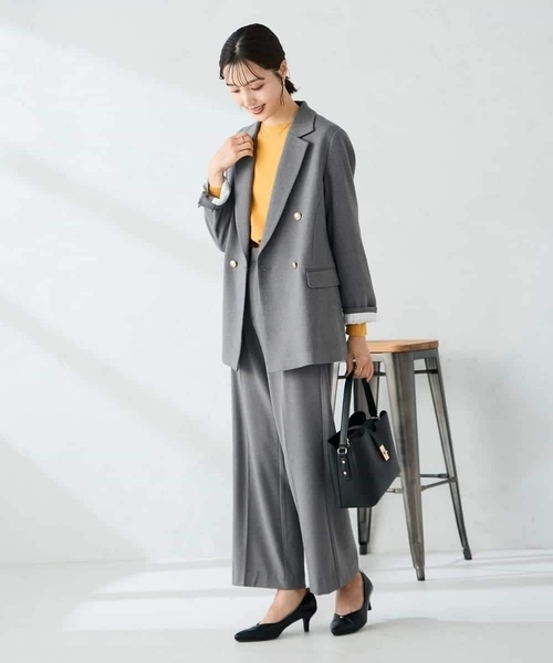 a.v.v（アーヴェヴェ）の「【ストレッチ/雑誌InRed(宝島社)11月号掲載】ダブルブレストジャケット（テーラードジャケット・レディース・ライトグレー/ネイビー/グレー・40/38/36）」の19枚目の写真