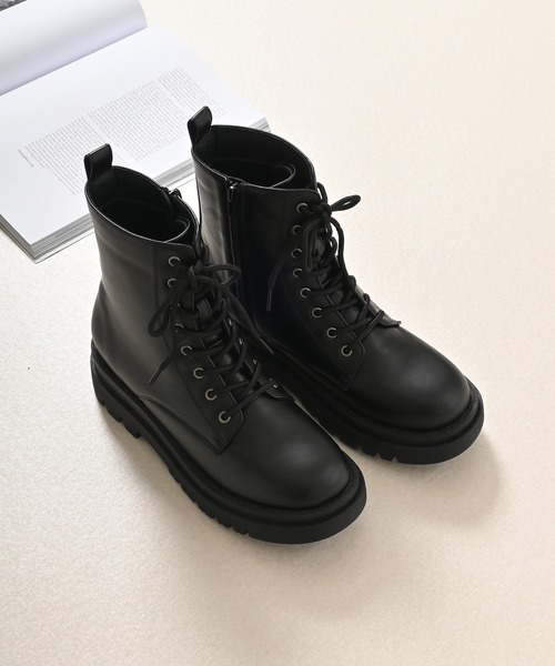 Honeys(ハニーズ)の「厚底レースアップブーツ(ブーツ・レディース・ブラック・L/LL/M/S)」の11枚目の写真
