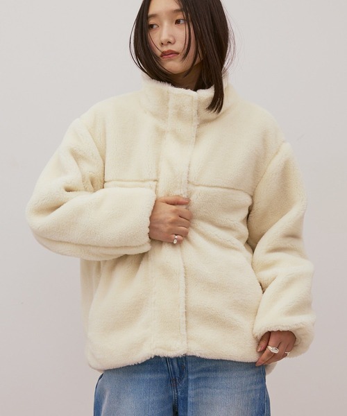 AMERICAN HOLIC（アメリカンホリック）の「スタンドベア風ボアコート（その他アウター・レディース・キャメル/アイボリー/チャコールグレー・M/L）」の5枚目の写真