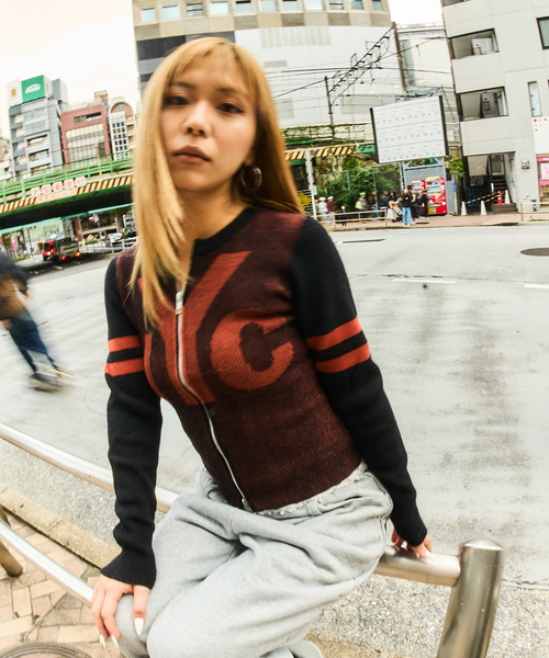 セール】ANNA SUI NYC / アナスイエヌワイシー NYCハイショクZIPカーデ