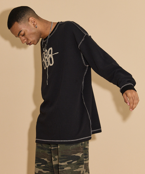 HOODHOOD（フッドフッド）の「888ワッフルロングスリーブTシャツブラック（Tシャツ/カットソー・レディース・その他・1/2）」の4枚目の写真