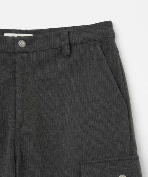 MILLO WOMEN（ミロウーマン）の「テーラードヘリンボーンバミューダパンツ[チャコール]（その他パンツ・レディース・その他・SMALL/MEDIUM）」の4枚目の写真