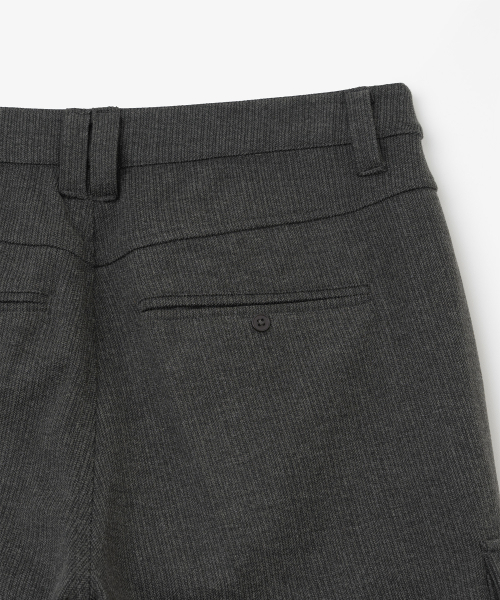 MILLO WOMEN（ミロウーマン）の「テーラードヘリンボーンバミューダパンツ[チャコール]（その他パンツ・レディース・その他・SMALL/MEDIUM）」の7枚目の写真