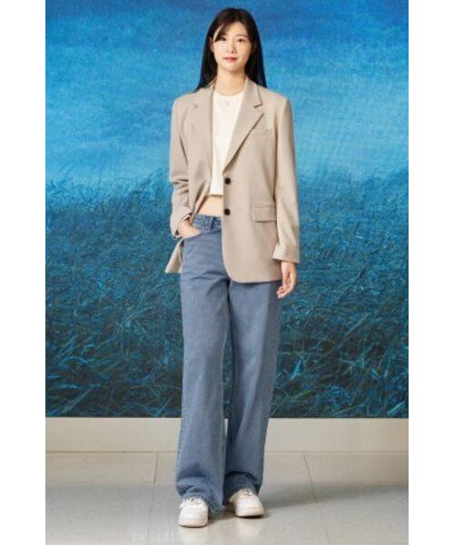 MUSINSA STANDARD WOMAN（ムシンサスタンダードウーマン）の「[クールタンダード] ウィメンズ クルーネック クロップ 長袖Tシャツ [クリーム]（Tシャツ/カットソー・レディース・その他・X-SMALL）」の8枚目の写真