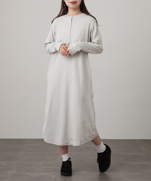 OMNES(オムネス)の「ハニカムストレッチワッフル切り替えヘンリーワンピース(ワンピース・レディース・ラベンダー/ライトグレー/ブルーグレー/ブラック/アイボリー・M)」の4枚目の写真