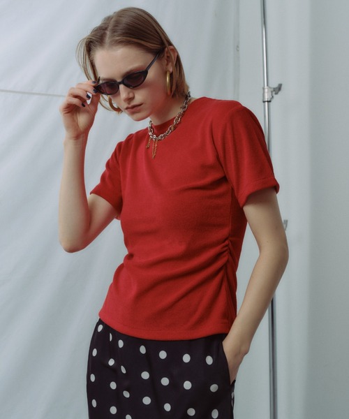 yae（ヤエ）の「Waist tuck pile T-shirt / ウエストタックパイルティーシャツ（Tシャツ/カットソー・レディース・レッド/ベビーピンク/ネイビー・FREE）」の21枚目の写真