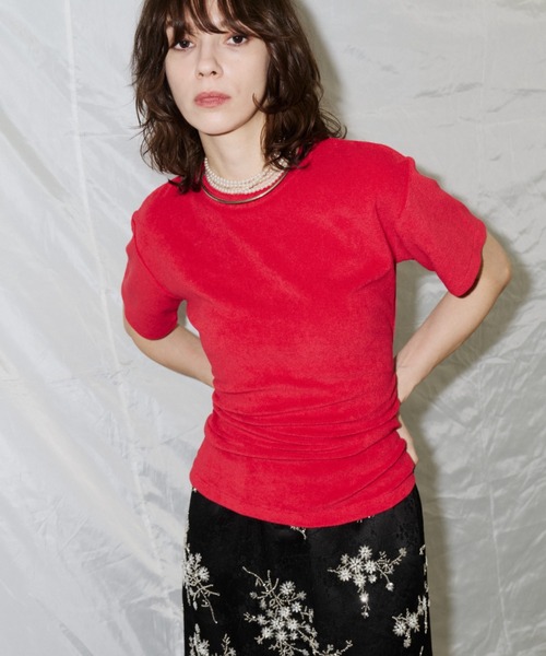 yae（ヤエ）の「Waist tuck pile T-shirt / ウエストタックパイルティーシャツ（Tシャツ/カットソー・レディース・レッド/ベビーピンク/ネイビー・FREE）」の17枚目の写真