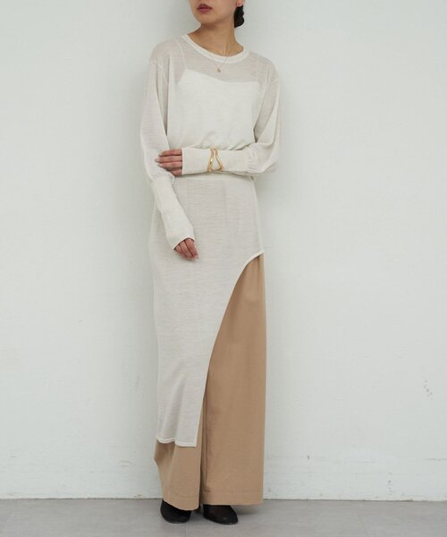 GALLARDAGALANTE(ガリャルダガランテ)の「【HERITANOVUM】アシンメトリーニットワンピ(パーカー・レディース・オフホワイト/グレー・FREE)」の3枚目の写真