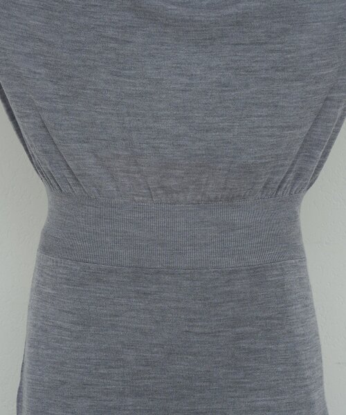 GALLARDAGALANTE(ガリャルダガランテ)の「【HERITANOVUM】アシンメトリーニットワンピ(パーカー・レディース・オフホワイト/グレー・FREE)」の16枚目の写真