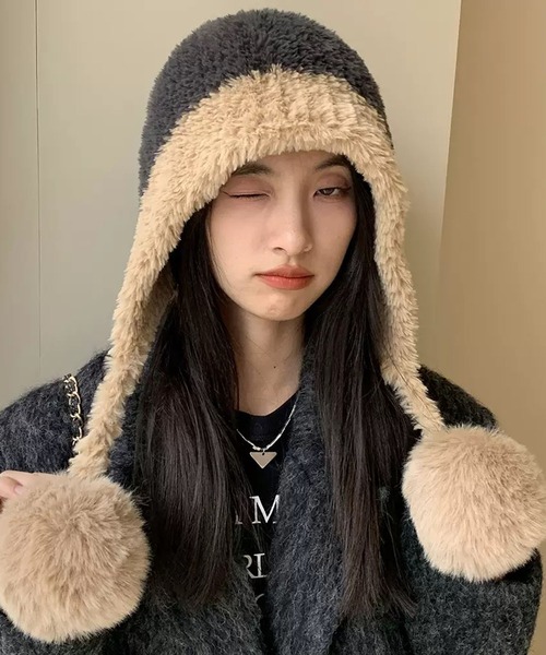 VIBGYOR（ヴィブジョー）の「【EIZZ/アイズ】もこもこポンポン イヤーフラップ フェイクファー キャップ（ニットキャップ/ビーニー・レディース・グレー/オフホワイト/ブラック/ブラウン/ベージュ・FREE）」の14枚目の写真