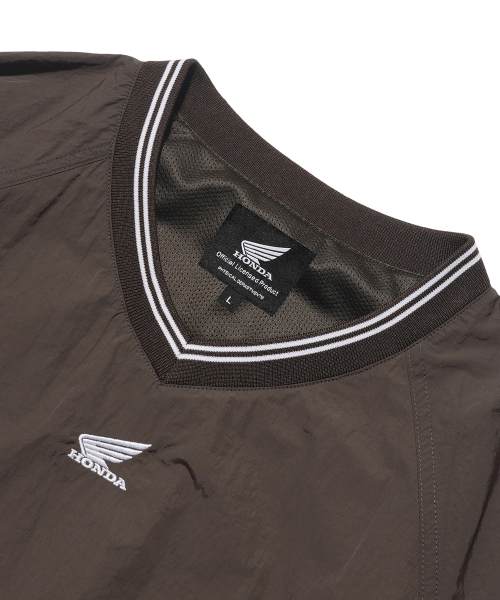 PHYPS MOTORCYCLE(フィップスモーターサイクル)の「Basic nylon Pocket Long Sleeve Brown(Tシャツ/カットソー・レディース・その他・SMALL/MEDIUM/LARGE/X-LARGE)」の3枚目の写真
