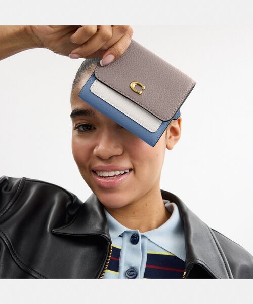 ミラ スモール フラップ ウォレット・カラーブロック（財布）｜COACH