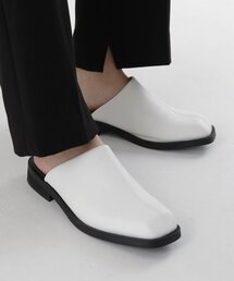 WETHEROAD（ウィーザロード）の「WTRD2204-1 エデュ スクエアト スティッチ ブローファー ホワイト [240 280MM]（サンダル）」