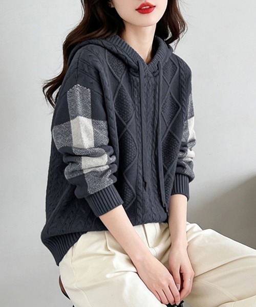 セール】ケーブル編み×ボーダー袖フード付きニットトップス（ニット