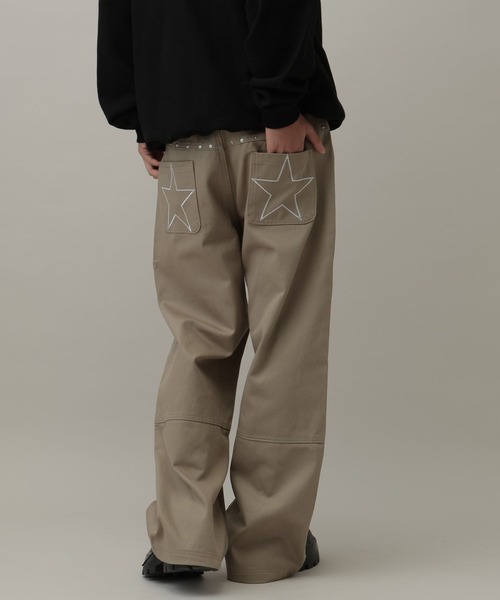 kaifai(カイファイ)の「【UNISEX】KAIFAI/スターカーペンターパンツ(その他パンツ・レディース・ブラック/カーキ・MEDIUM/LARGE)」の2枚目の写真