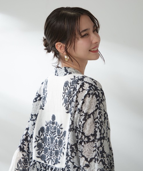 Remind me and forever（リマインドミーアンドフォーエバー）の「【India series】【nane】インドコットン総花柄ワンピース（ワンピース・レディース・ブラック/ブルー/モカ・FREE）」の4枚目の写真