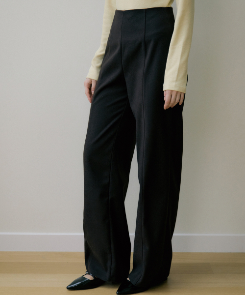 REORG(リオルグ)の「EOT HIGH WAIST TIDY SLACKS DARK BROWN(スラックス・レディース・その他・SMALL/MEDIUM)」の2枚目の写真