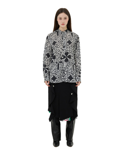 GREEDILOUS(グリディアス)の「Black Clover 03 Blouse(シャツ/ブラウス・レディース・その他・SMALL/MEDIUM/LARGE/X-SMALL)」の1枚目の写真