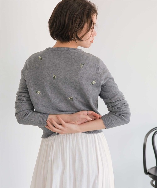titivate(ティティベイト)の「フラワー刺繍カーディガン(カーディガン/ボレロ・レディース・イエロー/チャコール/アイボリー・FREE)」の12枚目の写真
