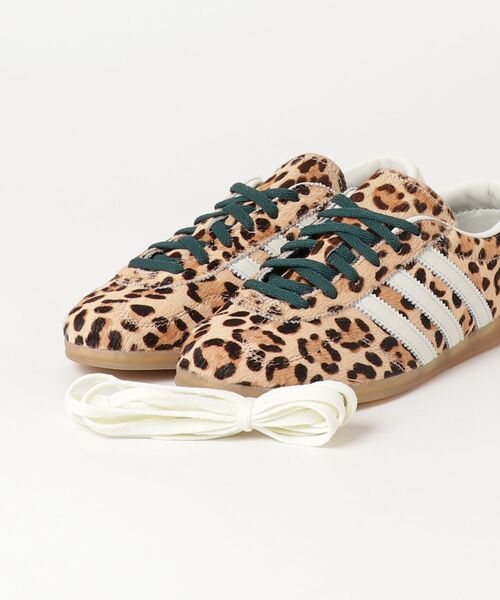 adidas（アディダス）の「ガゼル ロープロ / Gazelle Lo Pro / アディダスオリジナルス adidas Originals（スニーカー・レディース・ベージュ・22.0cm/22.5cm/23.0cm/25.0cm/25.5cm/26.0cm/26.5cm/27.0cm/27.5cm/28.0cm/28.5cm/29.0cm/23.5cm/24.0cm/24.5cm）」の13枚目の写真