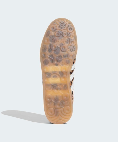 adidas（アディダス）の「ガゼル ロープロ / Gazelle Lo Pro / アディダスオリジナルス adidas Originals（スニーカー・レディース・ベージュ・22.0cm/22.5cm/23.0cm/25.0cm/25.5cm/26.0cm/26.5cm/27.0cm/27.5cm/28.0cm/28.5cm/29.0cm/23.5cm/24.0cm/24.5cm）」の3枚目の写真